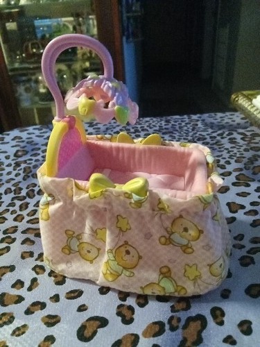 Fisher Price Loving Family Bassinet Yellow Pink Mobile Fabric Skirt - Picture 4 of 9