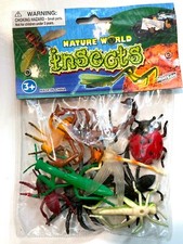 Nature World 9 Insects - Spiders Scorpion Grasshopper Lady Bug Dragonfly Fly NEW