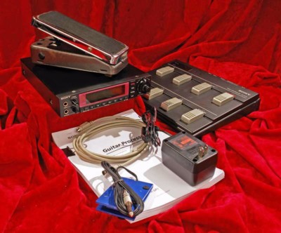 Complete System! SONY HR-GP5 Guitar Effects Processor & HR-RC5 Remote Pedals