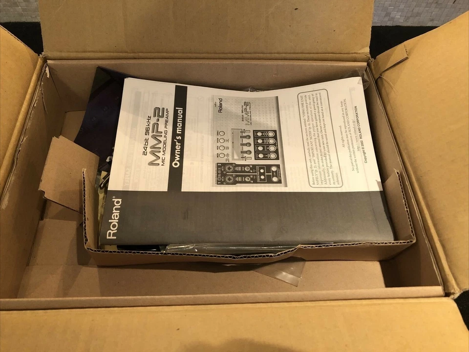 New Boxed Roland MMP-2 Mic Modeling Preamp 24bit 96kHz AC100V Manual Software - Image 3 of 4