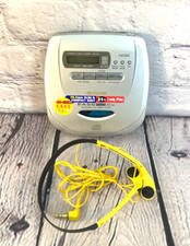 AIWA XP-V70 EASS Plus Portable CD Player AND SONY Headphones MD W014  WORKS