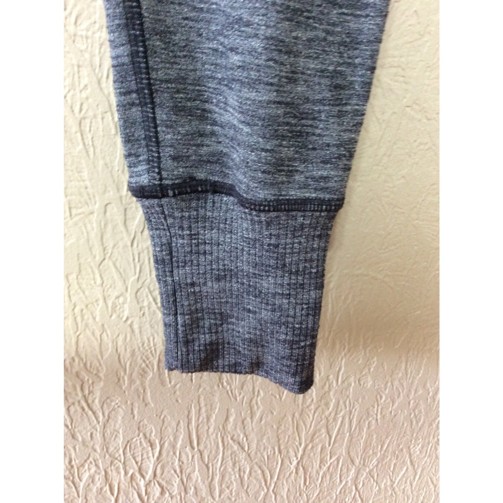 Athleta Excursion Heathered Tight Pockets Athleis… - image 6