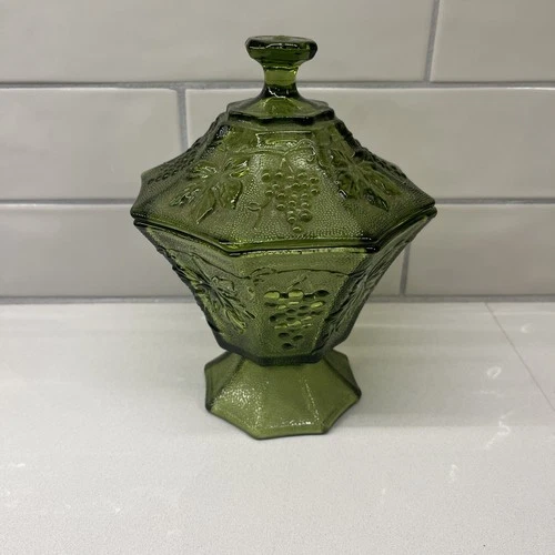 Vintage Green Pressed Glass Covered Candy Dish Anchor Hocking Grape