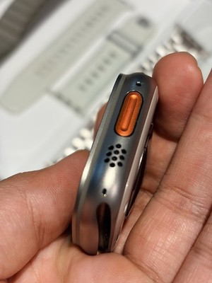 Apple Watch Ultra 2   Near New   Full Box & Accessories