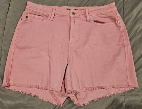 Judy Blue Shorts Women's 2XL Mid Rise Fray Hem Pink Denim JB150225C