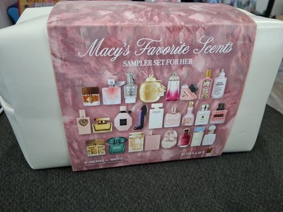 Limted Macy's 26-Pc. For Her Fragrance Sampler Set with pouch and candle New!