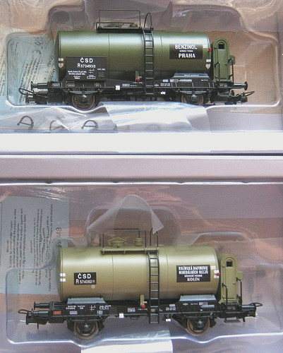 Tillig H0 2x CSD Kesselwagen BENZINOL + RAFINERIE Ep.3 NEU 76713 76742 zu 77026 | Condition: Neu