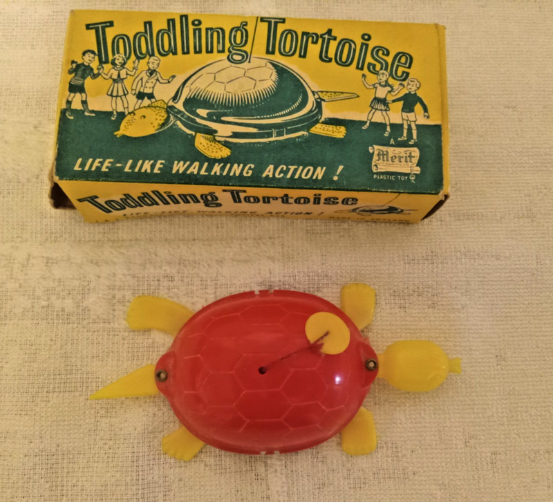 VINTAGE TODDLING TORTOISE MERIT PLASTIC TOY W/BOX 1950S-60S J&L RANDALL LTD NICE