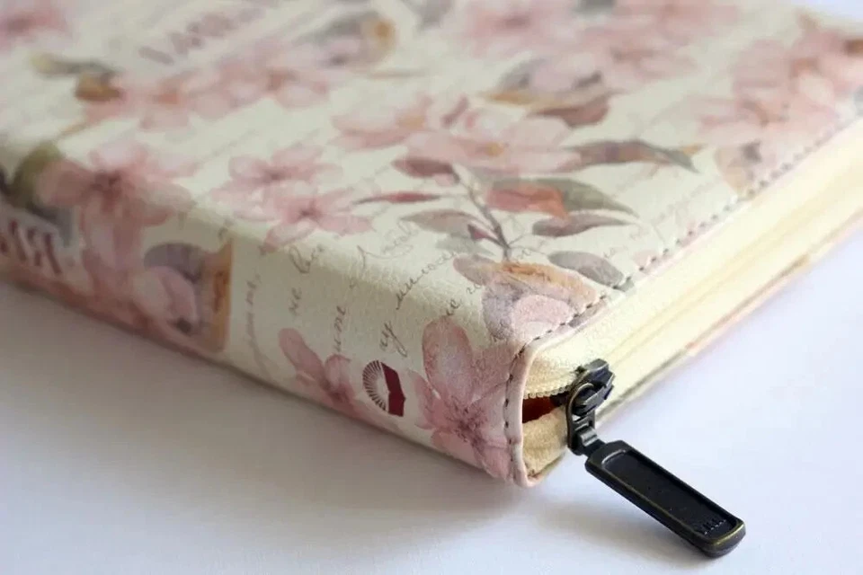 Bible in Russian Библия синодальный перевод 13.5х18.5 см с застёжкой - Image 2 of 4