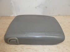 03-06 Denali Escalade - Gray Leather Center Console Lid Top Armrest Arm Rest 03-06 Denali Escalade - Gray Leather Center Console Lid Top Armrest Arm Rest