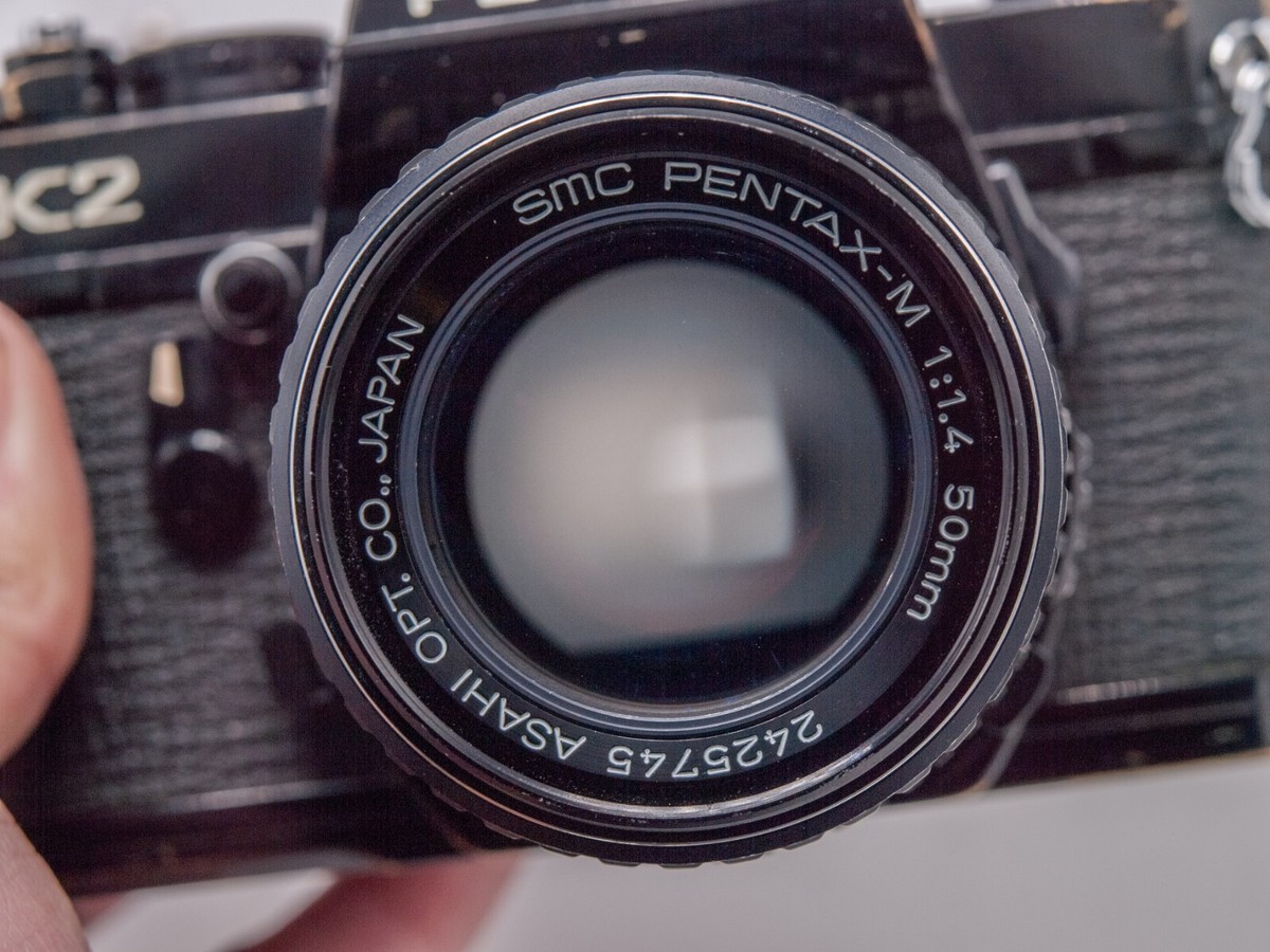 Asahi Pentax K2 35mm Film Black SLR Camera w/ SMC Pentax-M 50mm F1
