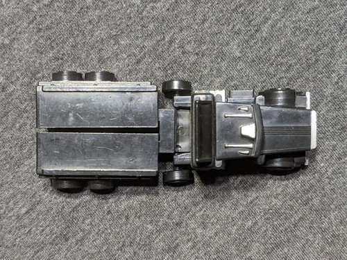 Vintage Remco ZYBOTS Series 04 (1984) TRAC Black Robot TRACTOR TRAILER Transform - Picture 3 of 6