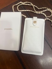 CHANEL GWP Coco Crush Phone Case Holder with Removable Chain Strap White 