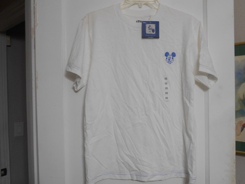 UNIQLO Buaisou Disney in Blue Mickey Mouse White T-Shirt Size XSmall