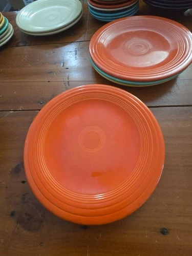 FIESTAWARE HLC 10" Dinner Plate "radioactive" RED Vintage Unmarked (OLDER)