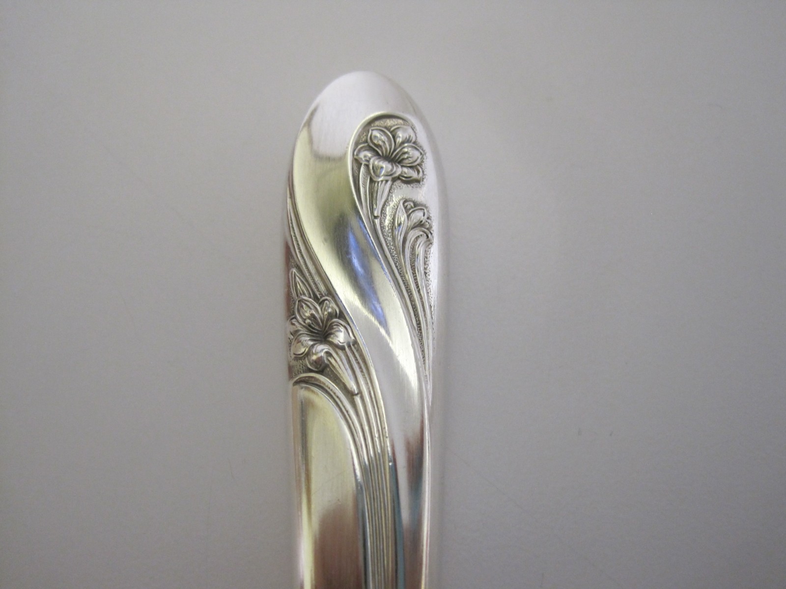 Holmes & Edwards IS Inlaid Silverplate Flatware Silverware Set 53 pc Romance