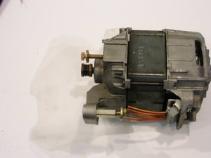 Motor Antriebsmotor 151.60001.11 330.01.11 Waschmaschine Siemens XM126F