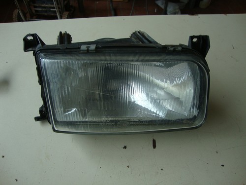 VW Passat 35i Variant Scheinwerfer Rechts 302-133466