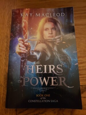 Heirs of Power: Volume 1 (The Constellation Saga) - Kay MacLeod
