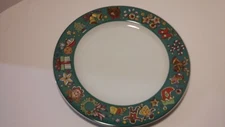 Bob Mackie Santa's Party 10 7/8" dinner plate by Sakura