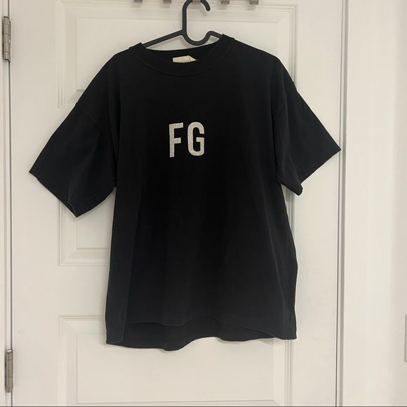 FEAR OF GOD Sixth Collection Short Sleeve FG Tee | eBay FEAR OF GOD Sixth Collection Short Sleeve FG Tee | eBay