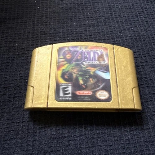 Legend of Zelda: Majora's Mask N64 Holographic Collector's Edition READ
