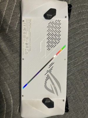 ASUS ROG Ally White Handheld Gaming Console No charger - Case included