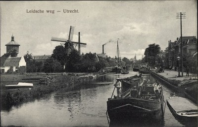 Postcard Utrecht Netherlands, Leidsche away, windmill - 10621648
