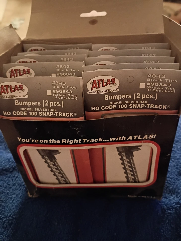 Винтажный Atlas HO масштаб освещенный бампер #843 HO NOS чехол из 10 новый в коробке   - Изображение 2 из 3