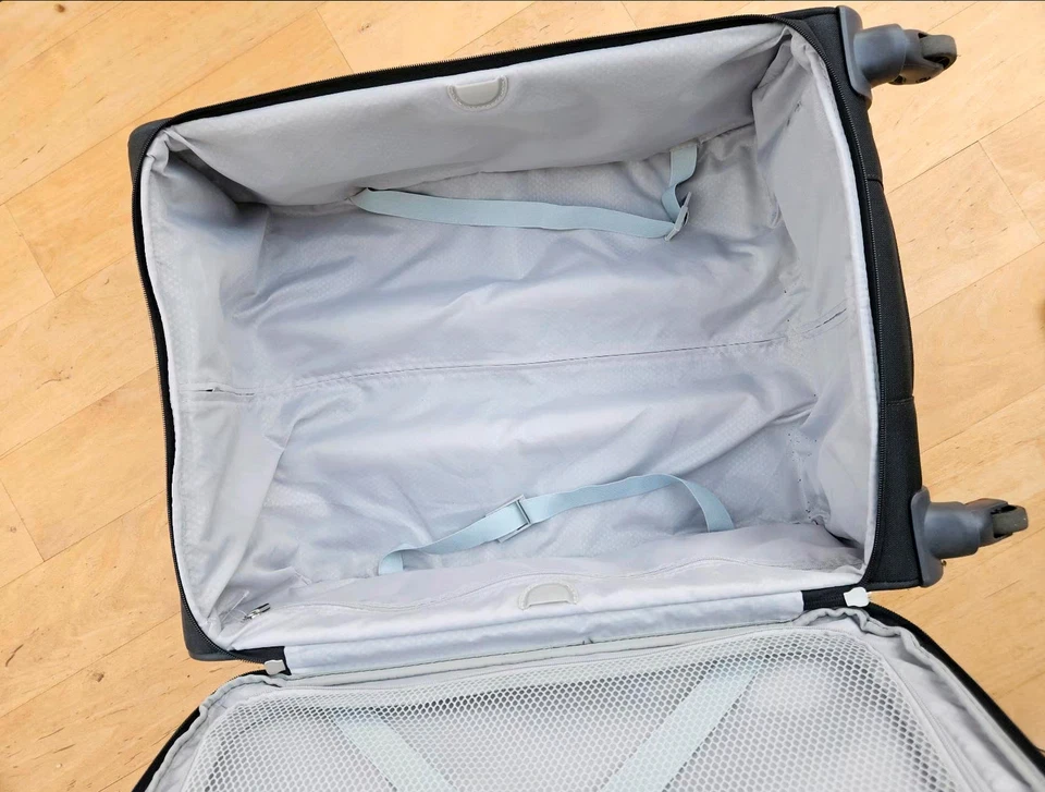 Samsonite Base Boost Spinner 66 cm Kaufdatum Nov 2024 - Bild 3 von 4