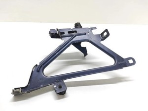 BMW 7 F01, F02 Kotflügelhalter vorne rechts 7184180 4.40 Petrol 2012 33032680