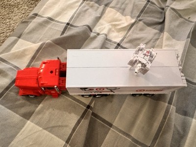 2024 Target Exclusive Transformers Optimus Prime & Autobot Bullseye 2-Pack