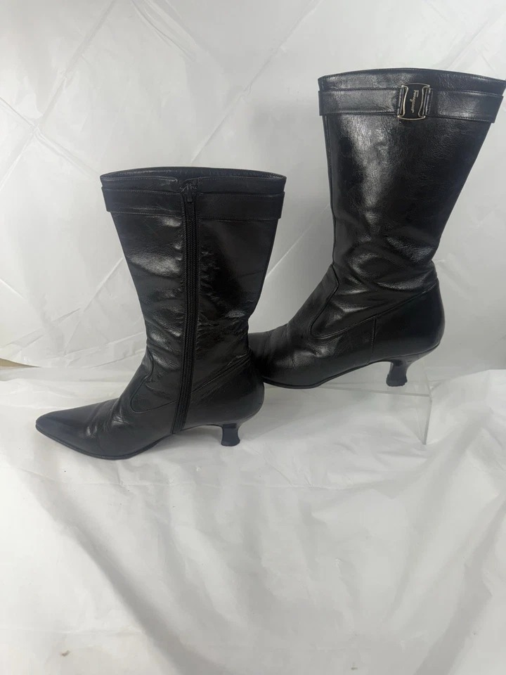 Botas Salvatore Ferragamo Gancini de cuero a media pantorrilla talla 6 C vintage Foto 2 de 4