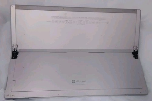 Microsoft Surface Pro 4 12.3inch, 256GB SSD, Wi-Fi - Silver - Picture 3 of 3