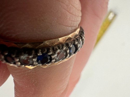 (Z) VINTAGE 9 kt GOLD BLAUER & WEISSER SAPHIR ? ETERNITY RING - SIZE N - 2,9g - Bild 4 von 10