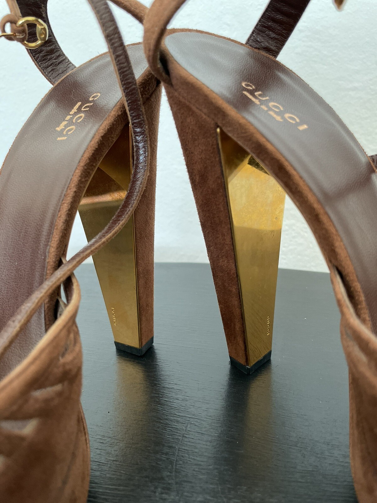 Foto 4 di 5