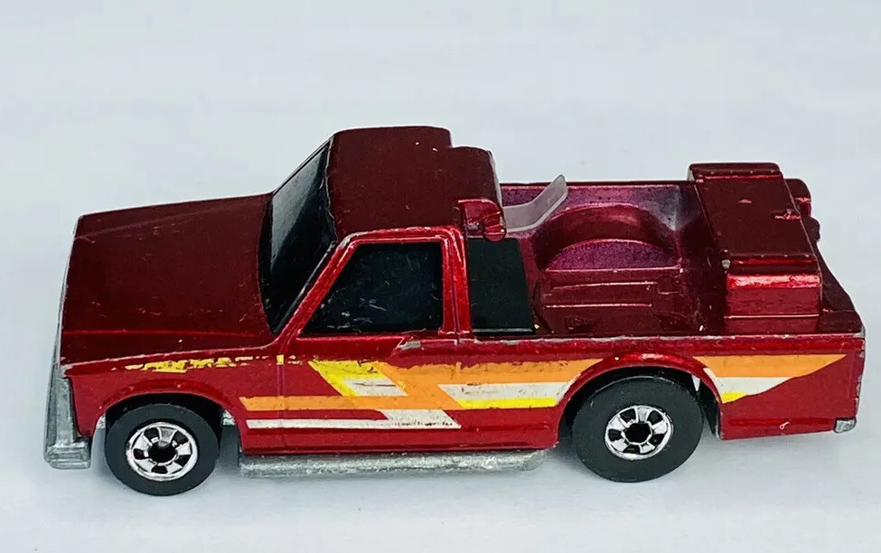 Hot Wheels Crack Ups Back Biter 1984 Chevy Pickup Truck made