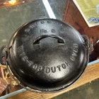 Vintage 1920 Griswold Cast Iron Dutch Oven #8 ERIE 10 833B With A2551A