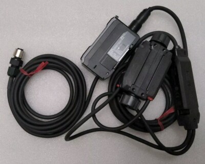 Keyence FD-XA1 Amplifier + FD-XC8R3 Clamp On Flow Sensor