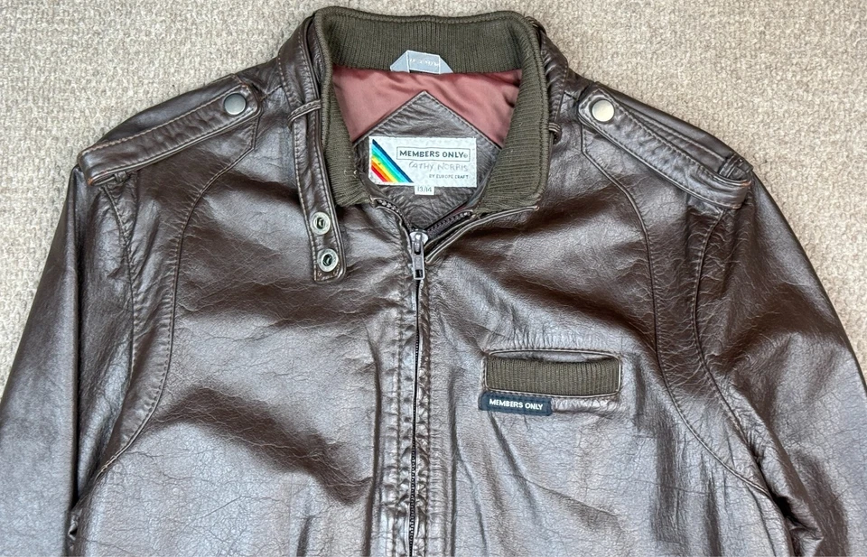 Chaqueta de cuero con cremallera completa para mujer talla 13/14 solo para miembros Buy Europe Craft de colección Foto 2 de 4