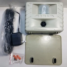 Bird X Balcony Gard Ultrasonic Bird Repeller, Gray New Damaged Box Tested Works