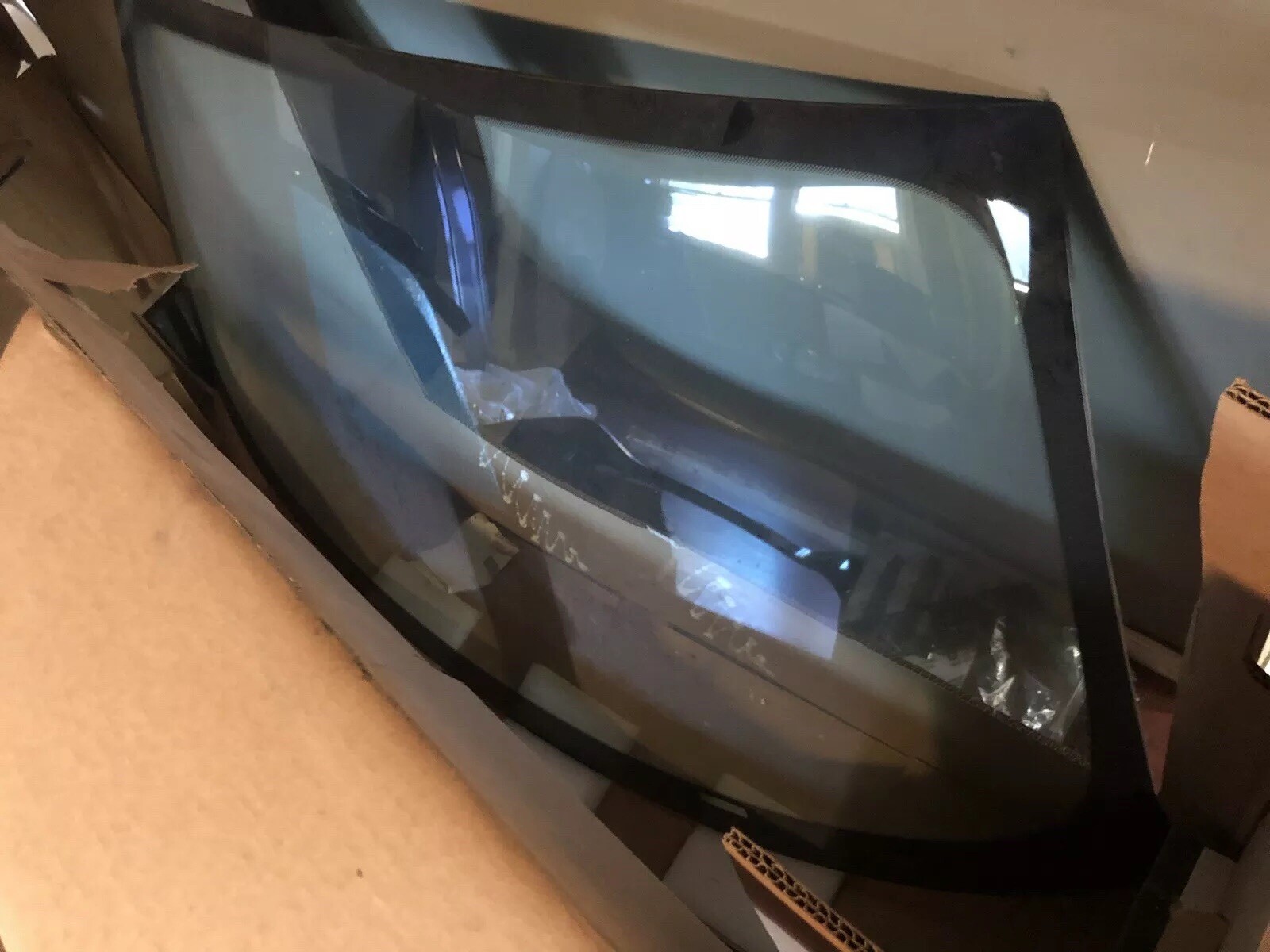 Mclaren 720 720S Windshield Windscreen Glass