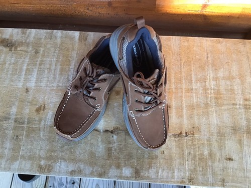 rugged shark axis boat shoes