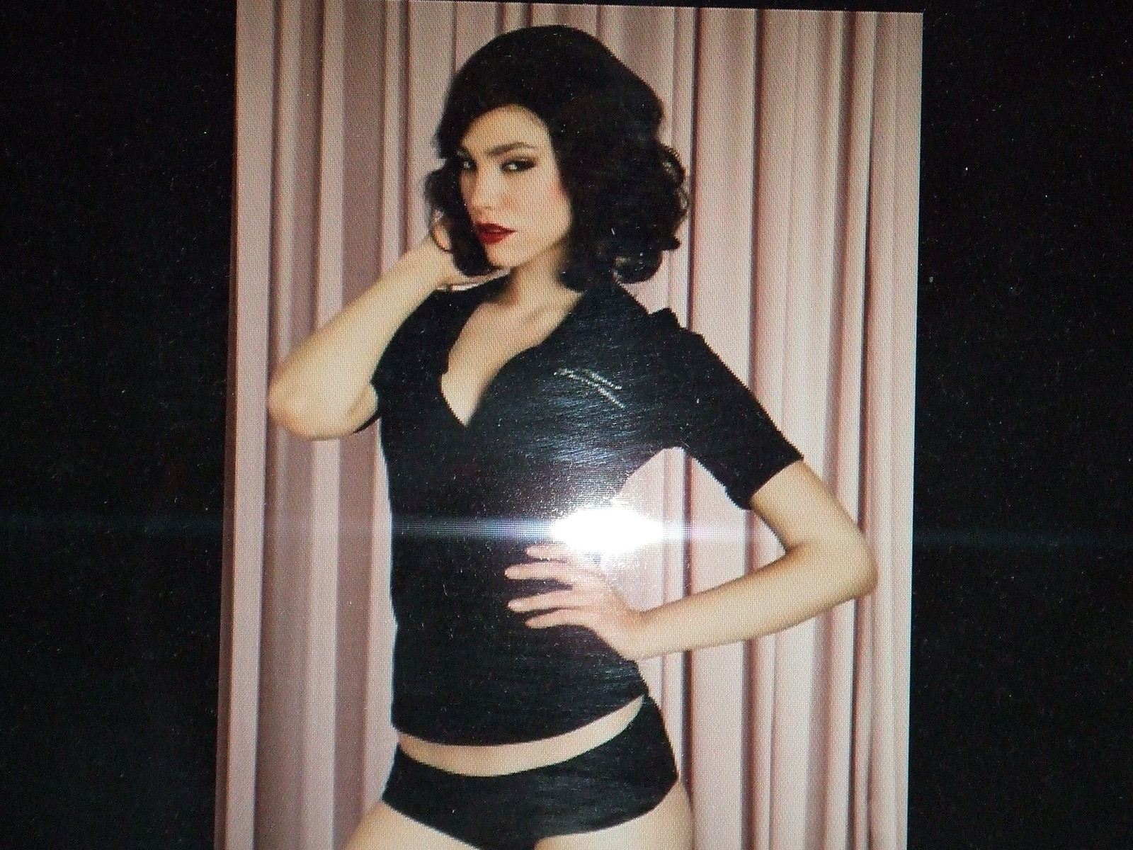 Picture 2 of 3