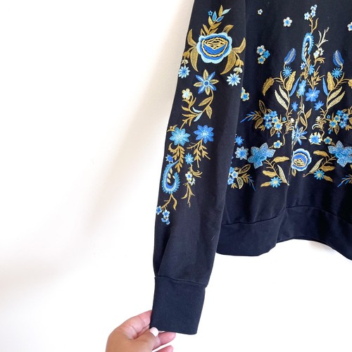 Anthropologie Drew Floral Embroidered Women Sweatshirt Size S Black Boho Cottage - Picture 3 of 7