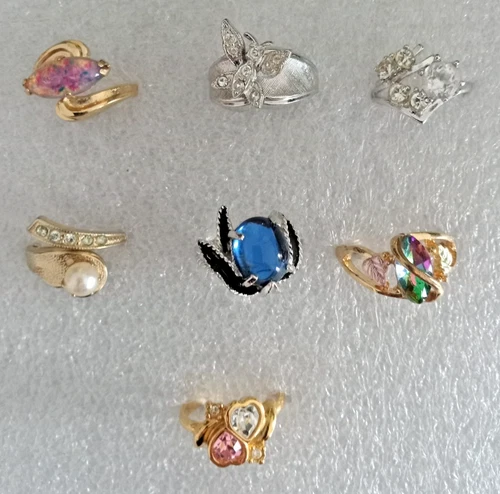 Beautiful Vintage Lot of 6 Park Lane and 1 Avon Costume Jewelry Rings