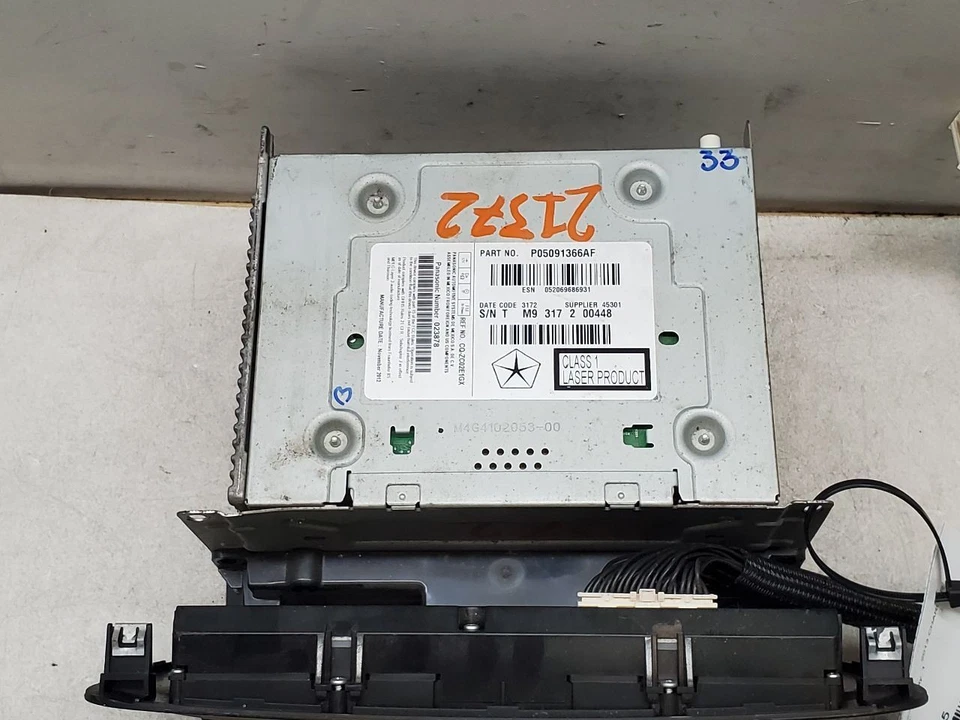 Dodge Charger 2013 equipo de audio receptor de radio radio OEM  Foto 2 de 4