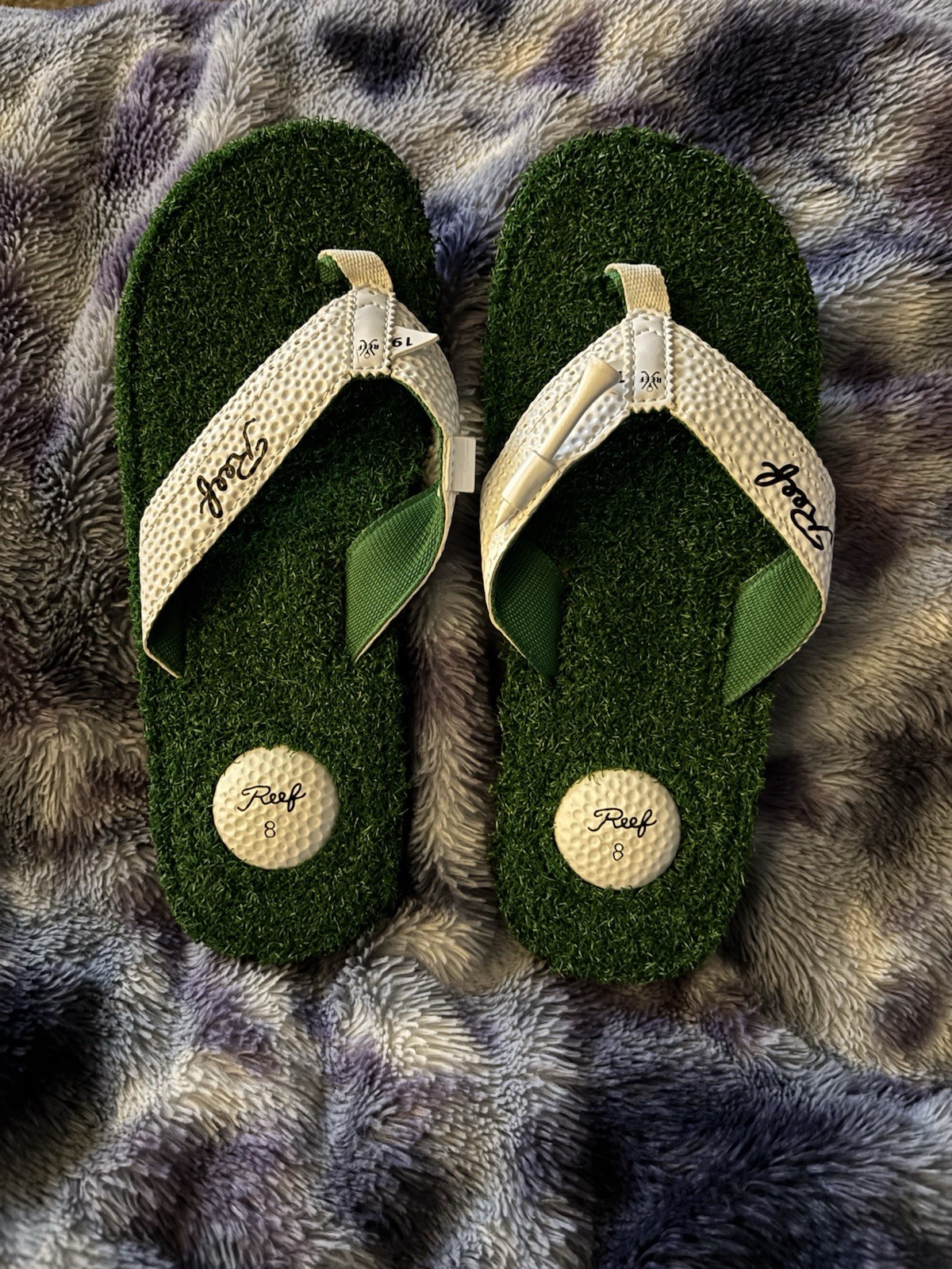 Flip Flops Turf Grass Tee Holder Bottle Opener Sz 8