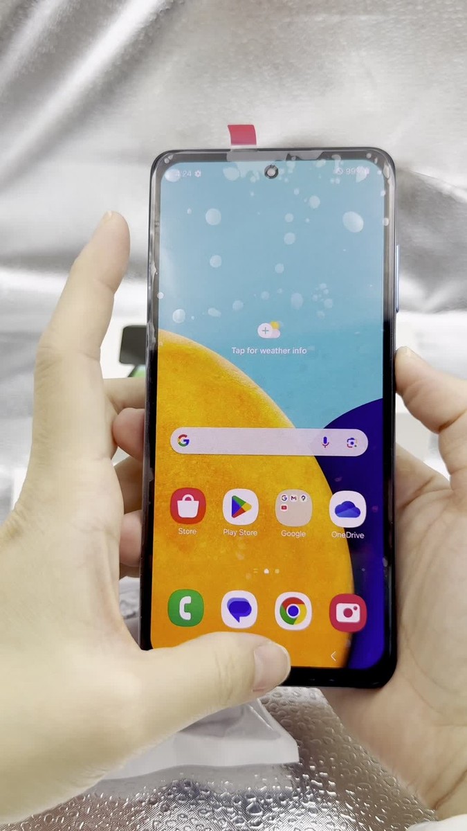 Samsung Galaxy A52 (5G) SM-A526U 128GB+6GB unlocked smartphone 6.5
