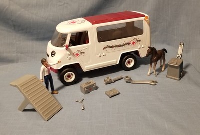Schleich Horse Club Set Mobile Equine Vet Van Near Complete 42439 Toy Horse